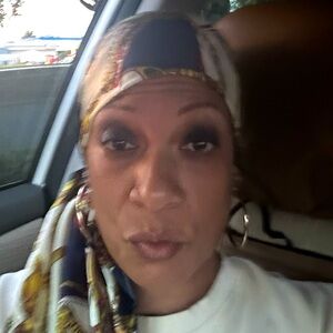 Meet your Posher, Kisha